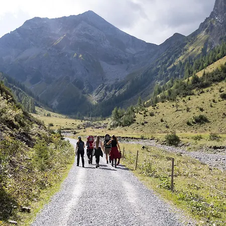 Haus Schrofenwies * Lechleiten