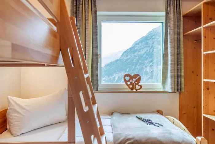 Haus Schrofenwies 아파트 *